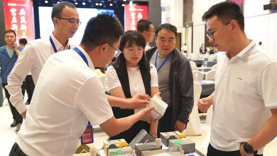 图片 4.png 图片 4.png